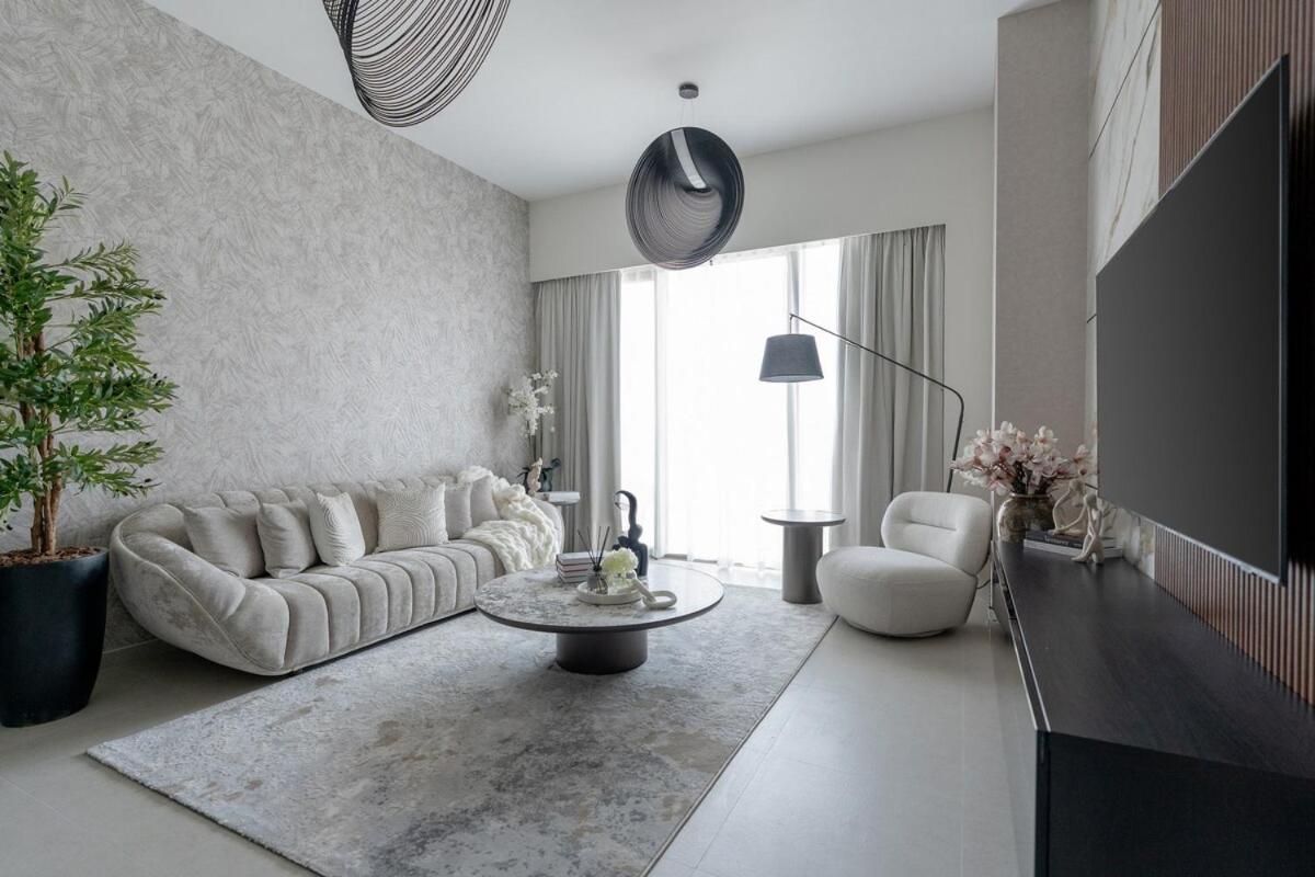 Nasma Luxury - Chic Highrise 1 Bedroom In The Heart Of Apartment Dubai