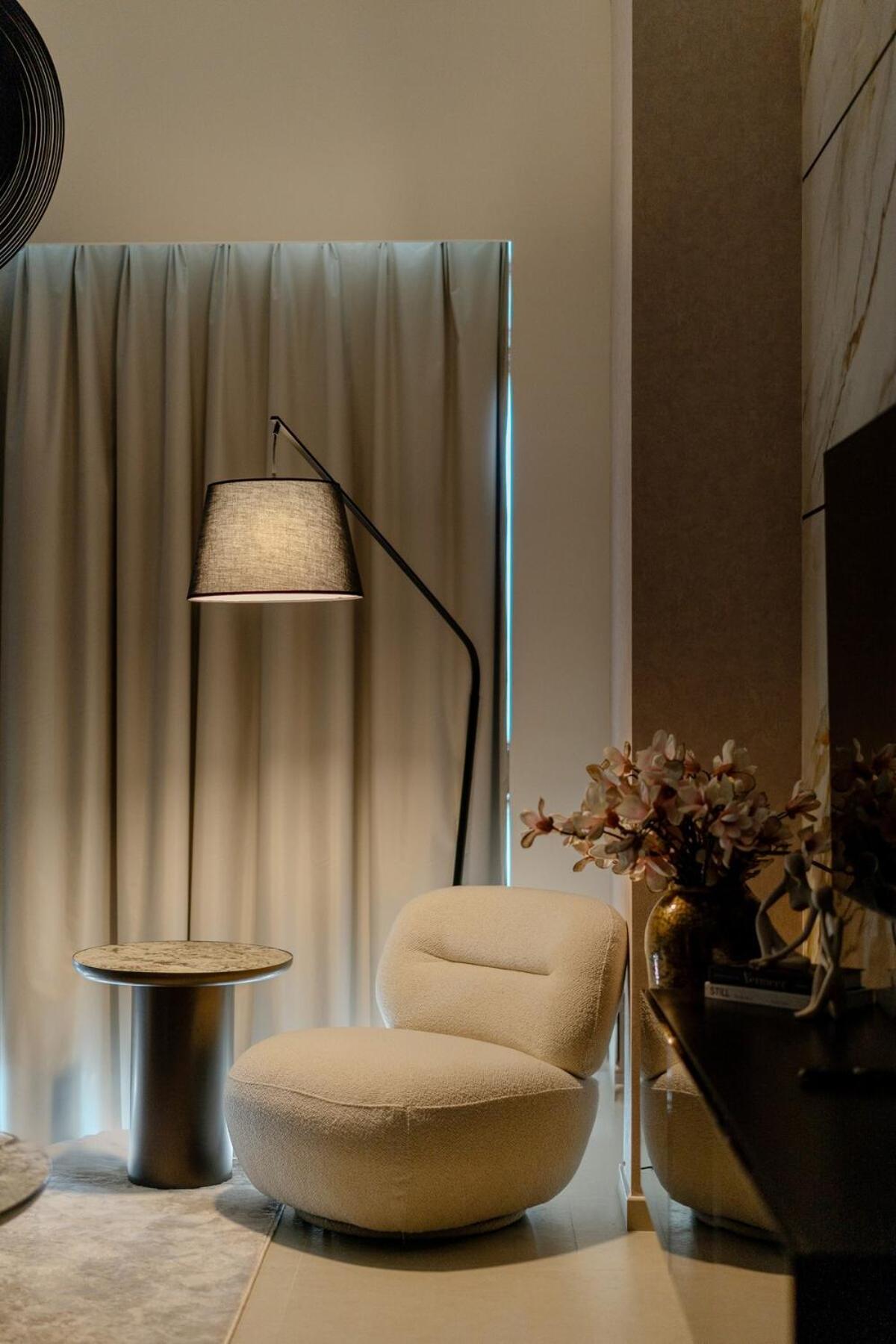 Nasma Luxury - Chic Highrise 1 Bedroom In The Heart Of Apartment Dubai