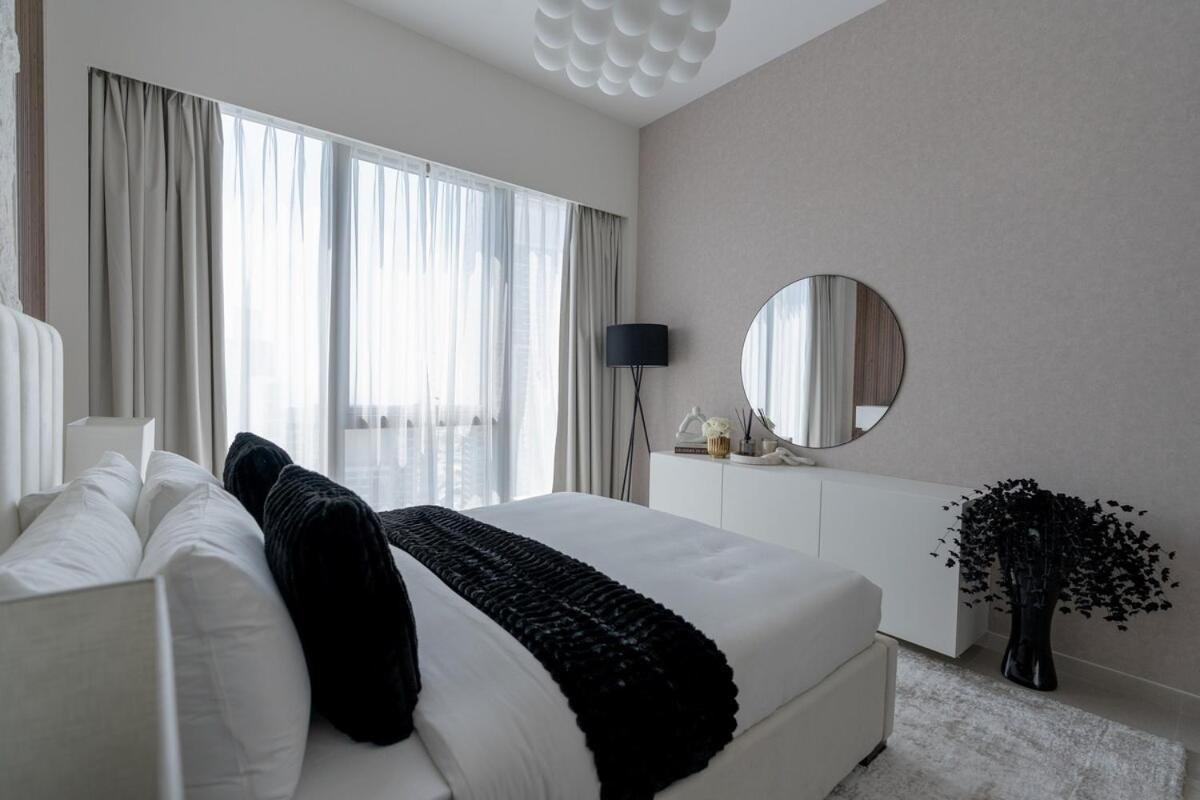 Apartment Nasma Luxury - Chic Highrise 1 Bedroom In The Heart Of